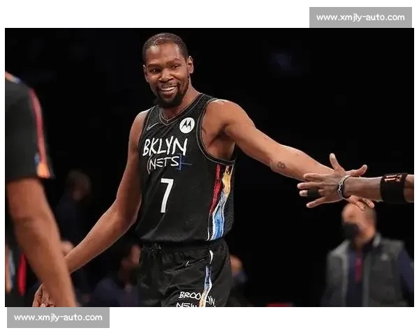 活塞与76人激战正酣 双方关键球员对决引发球迷热议